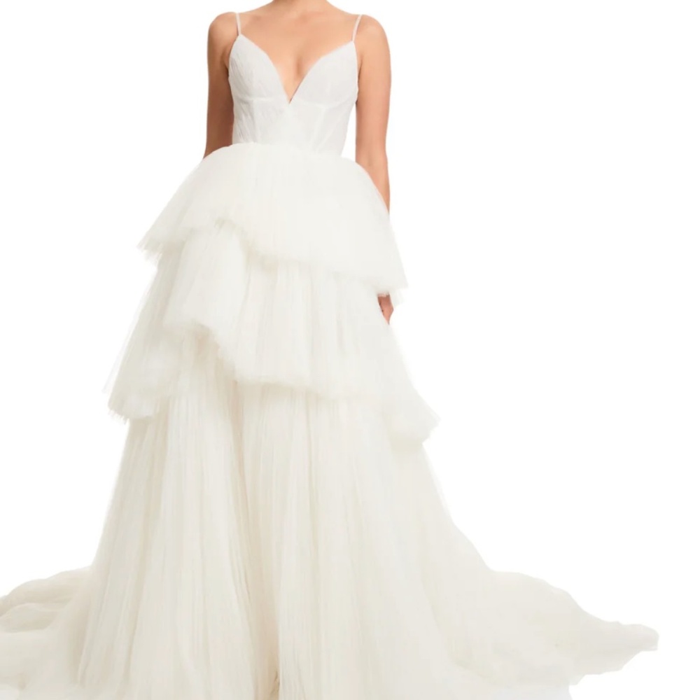 Chosen by Kyha - Jagger Gown
